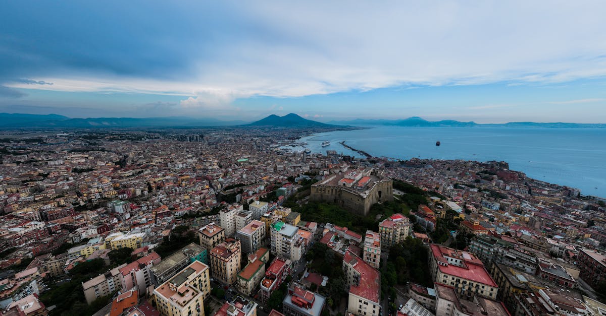 Napoli in tre giorni: la città autentica tra Spaccanapoli e Vomero